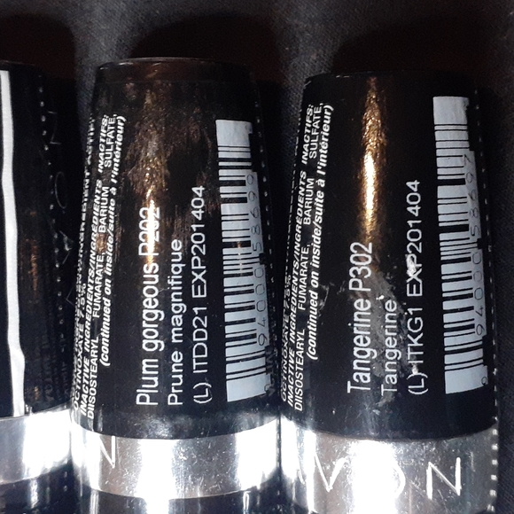 Avon ultra color rich moisture seduction discontinued - Picture 7 of 9